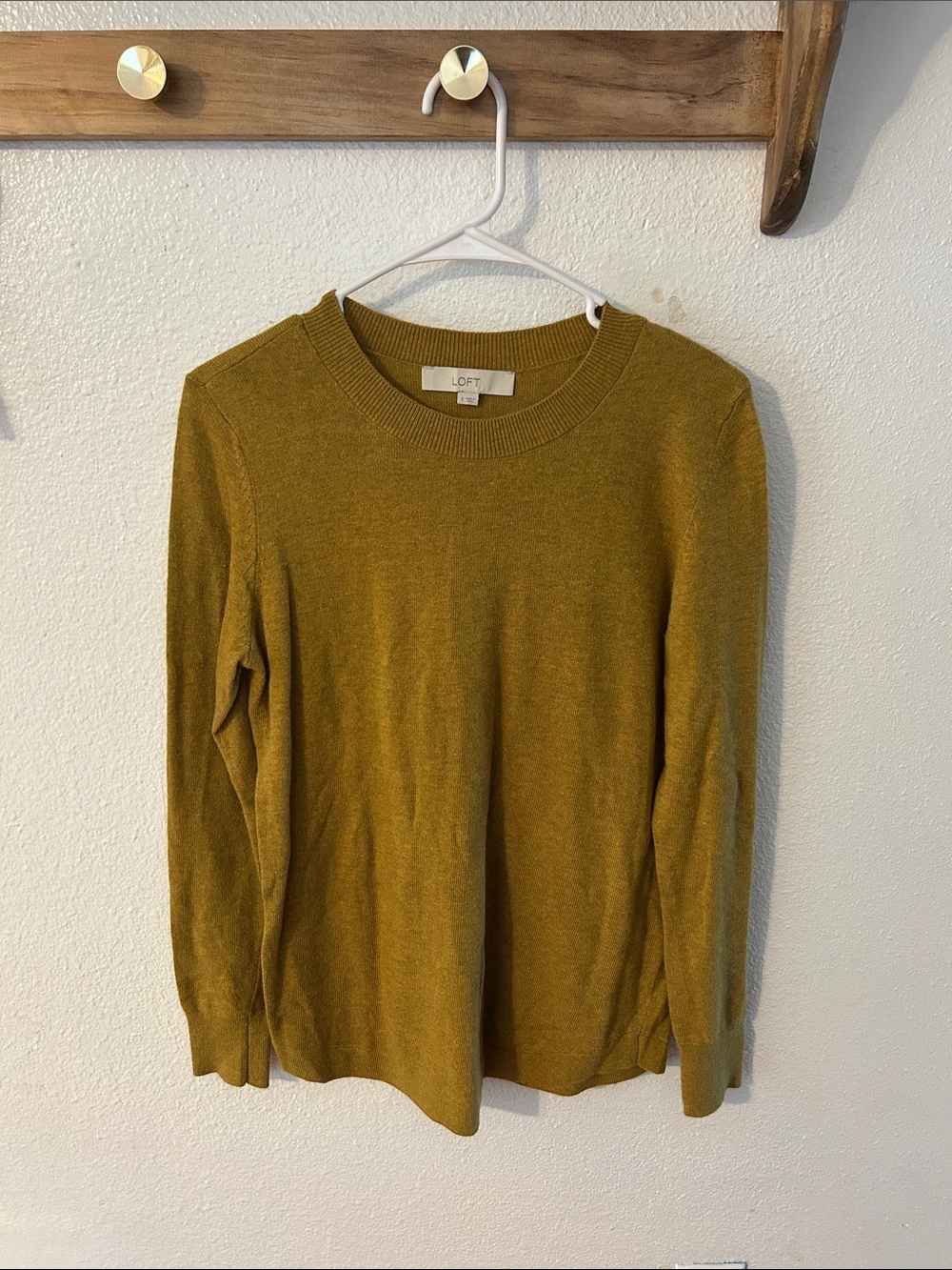 LOFT Women's Mustard Crewneck Lightweight Sweater